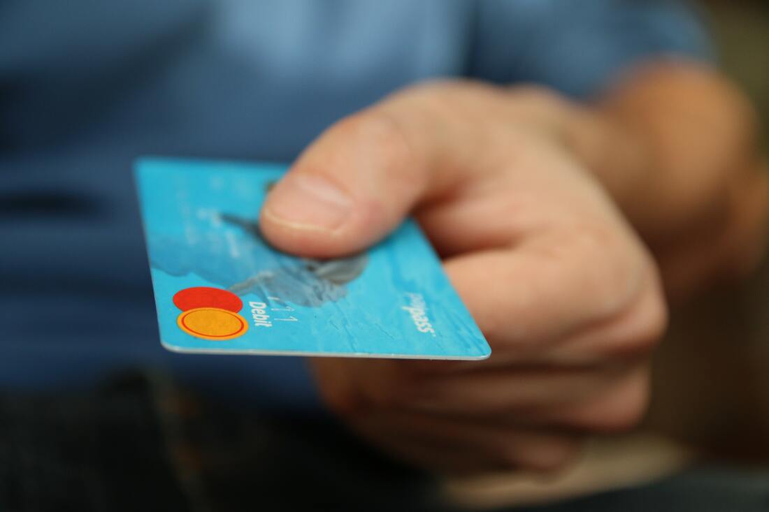 Bangko Sentral ng Pilipinas Retains Ceilings on Credit Card Transactions